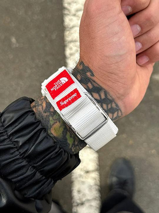 G-:SHOCK X SUPREM X NORTH FACE EDITION WATCH