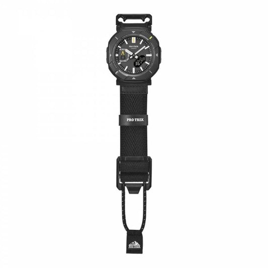 CASI.O PRO TREK BLACK ND WHITE