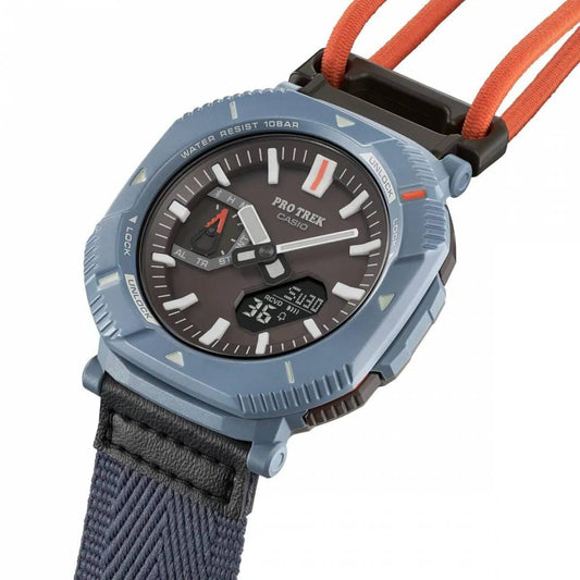 CASI.O G-SHOCK PRO TREK BLUE